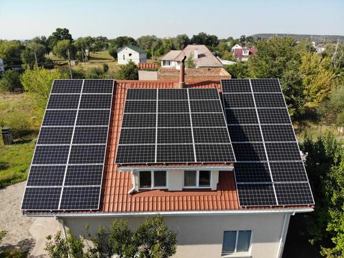 Gnedin, Kiev region

30kw | August 2019 | Roof-Mounted